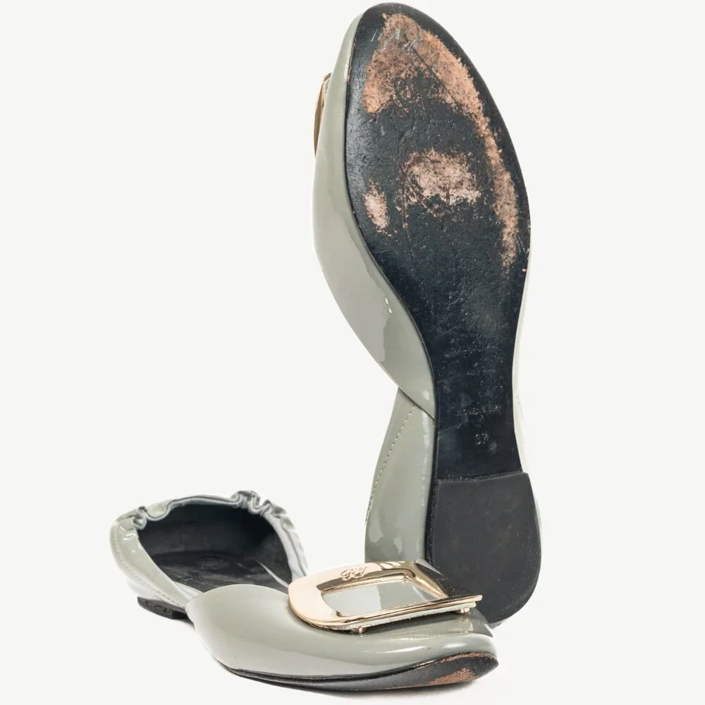 Roger Vivier Chips Grey Patent Leather Buckle Scrunch Flats - Picture 5 of 10